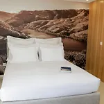 Portovella & לינה וארוחת בוקר Pala