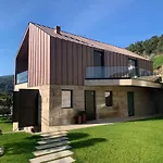 Portovella & 3*