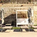 Portovella & לינה וארוחת בוקר 3*
