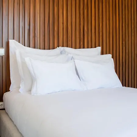 Portovella & Bed and Breakfast