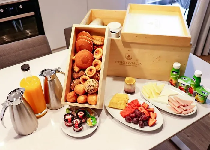 Portovella & Nocleg ze śniadaniem Pala